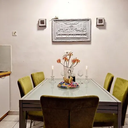 Neve St Apartament Split