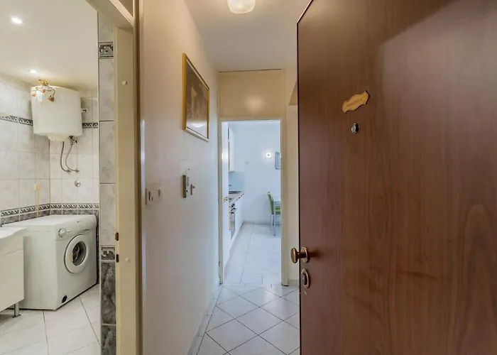 Neve St Апартаменти *